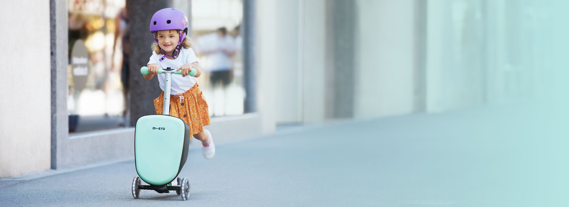 ¡El patinete ideal para pequeños viajeros!